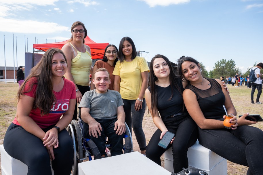 imagen Más de 2000 estudiantes disfrutaron de la Bienvenida a la UNCUYO