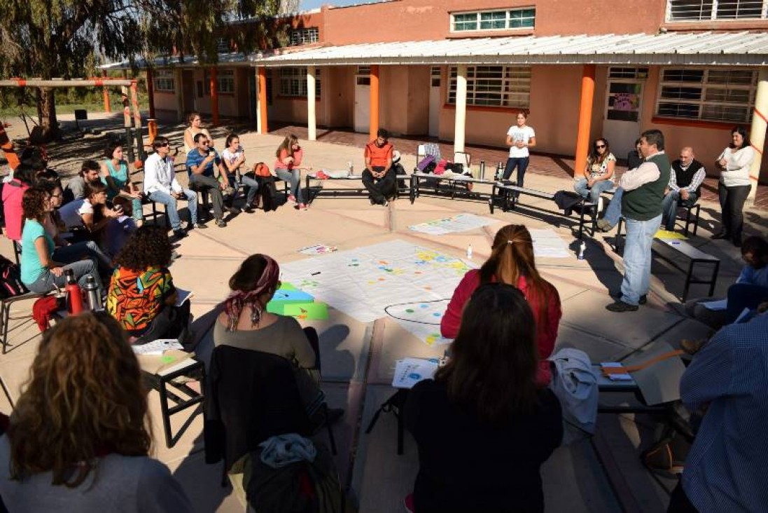 imagen Docentes y estudiantes reflexionan sobre sus prácticas en Lavalle.