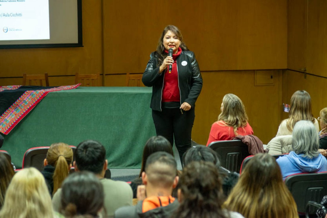 imagen La salud de la mujer desde una perspectiva intercultural y de género