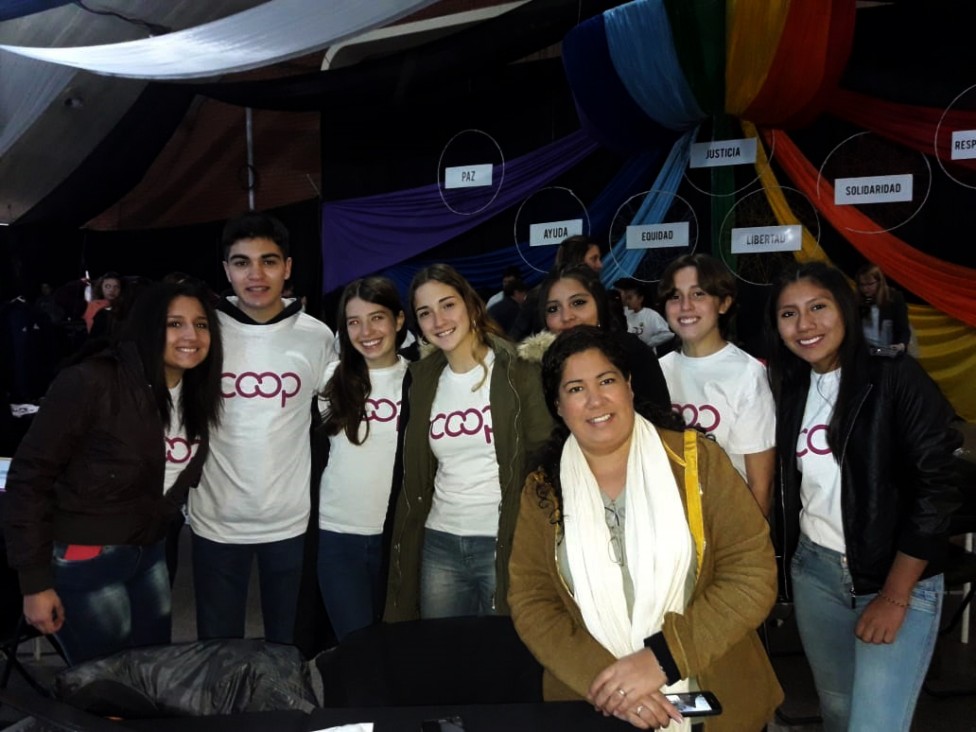 imagen Estudiantes del Martín Zapata participaron en Encuentro Internacional de Cooperativas Escolares