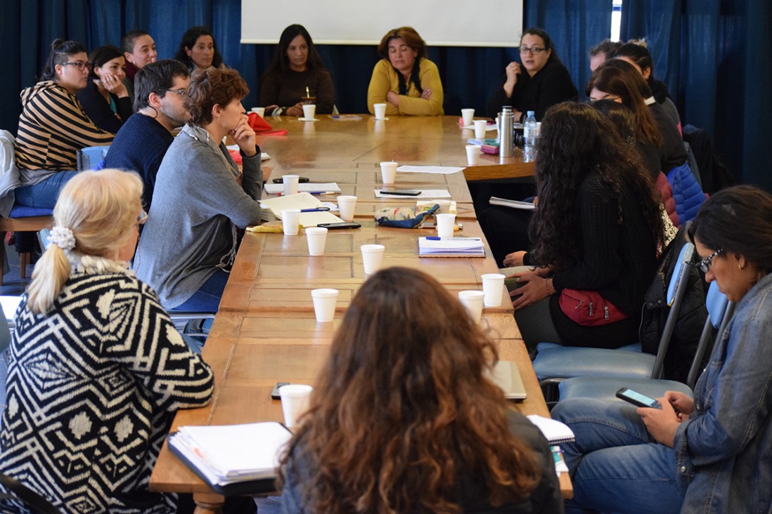 imagen Docentes participan en la segunda etapa del ciclo de formación Sinergia