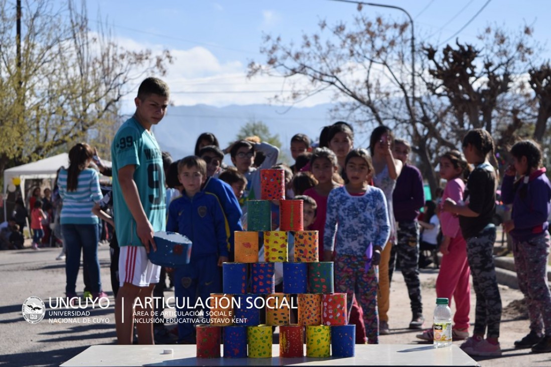 imagen Niños y niñas celebraron su día en los barrios de Mendoza