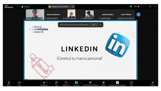 imagen Capacitación en LinkedIn: Construí tu marca personal a Becados de la UNCUYO.