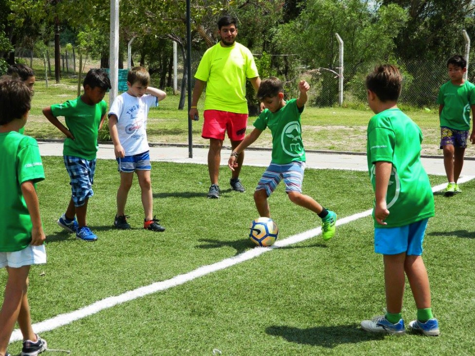 imagen Inscriben para la Escuela Sociodeportiva Real Madrid- UNCuyo