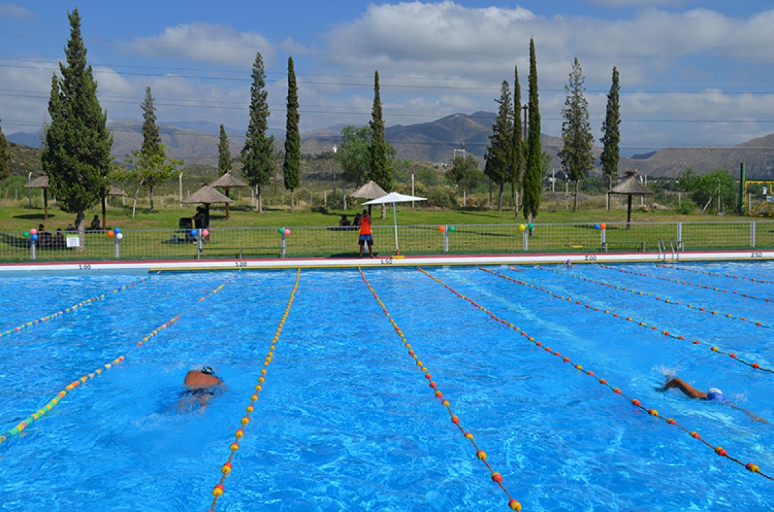 imagen Verano en la UNCuyo: Colonia y Pileta