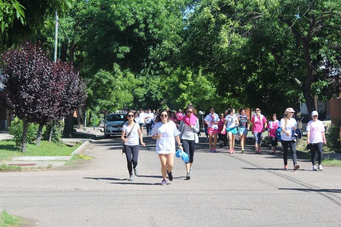 imagen     Caminata contra el cáncer en San Rafael