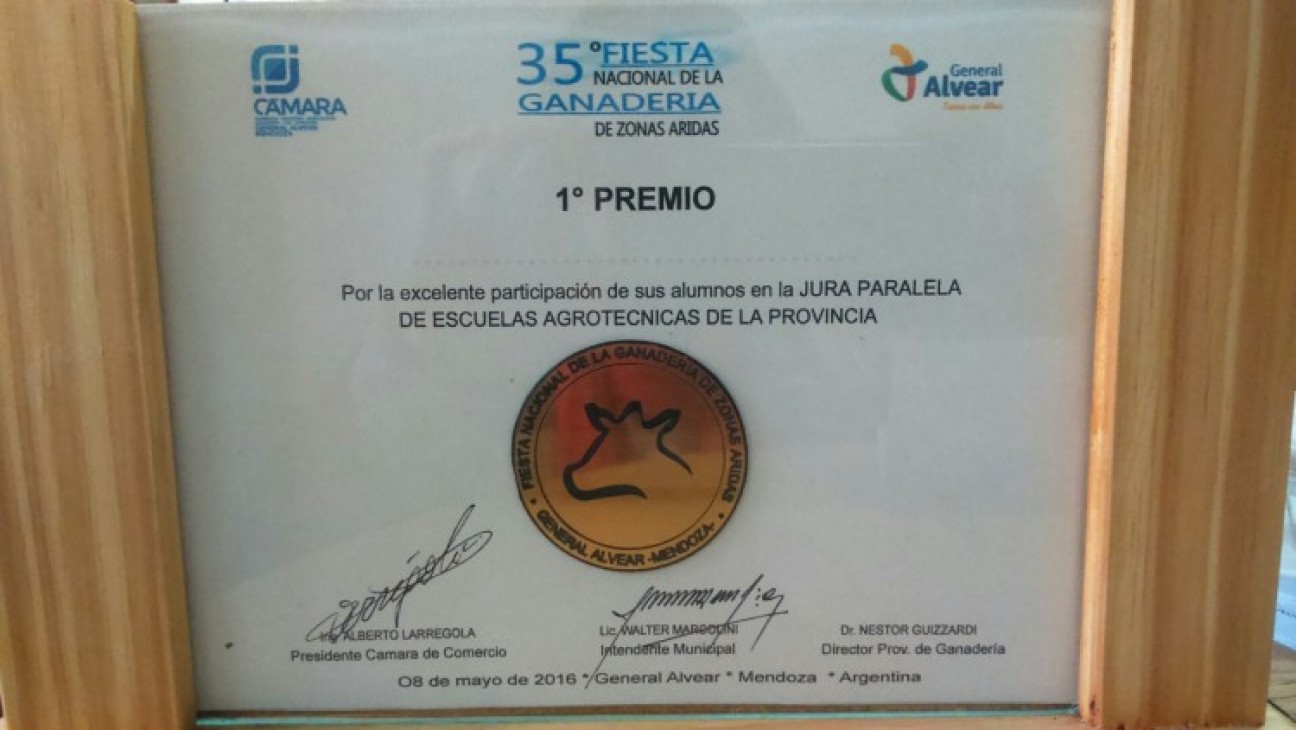 imagen La E.A. obtuvo el Primer Puesto en la Jura de alumnos de la Fiesta Ganadera