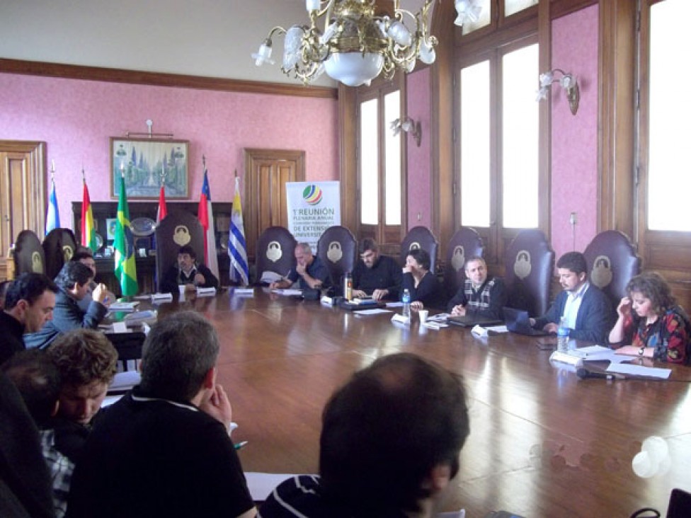 imagen La UNCUYO participó de la 1º Reunión de la Comisión de Extensión del Grupo Montevideo