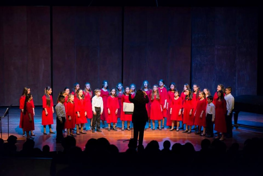 imagen El Coro de Niños y Jóvenes de la UNCUYO participará del Acto de entrega del Honoris Causa a Elvira Arnoux