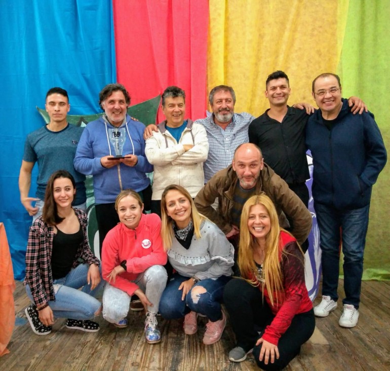 imagen Reconocimiento al Elenco de Teatro de la UNCuyo en Santa Fe