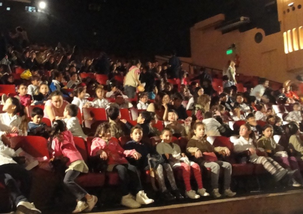 imagen Cerca de 300 niños dijeron sí a cuidar el medio ambiente en el ciclo "Derecho al cine" 