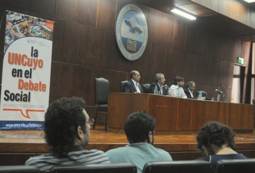 imagen Candidatos a diputado nacional debatieron en la UNCuyo