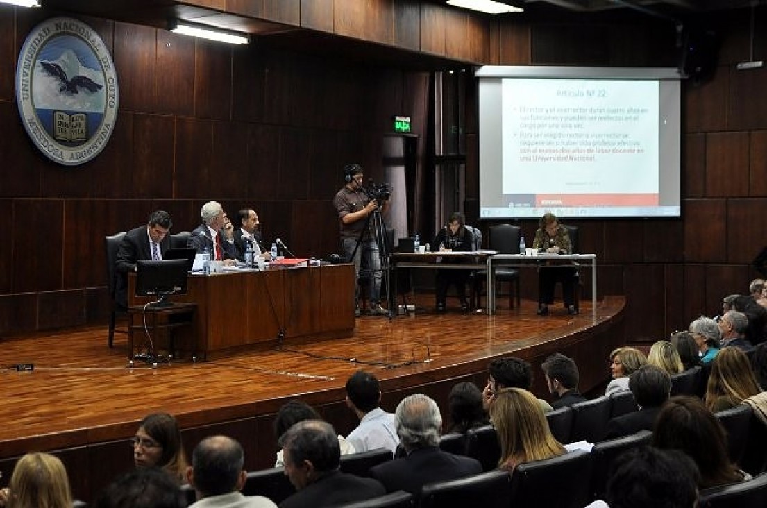 imagen Se duplicó el mandato de egresados en el Consejo Superior 