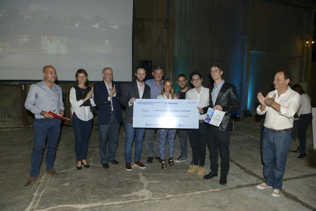 imagen Entrega de premios a ganadores del proyecto de la Nave Creativa