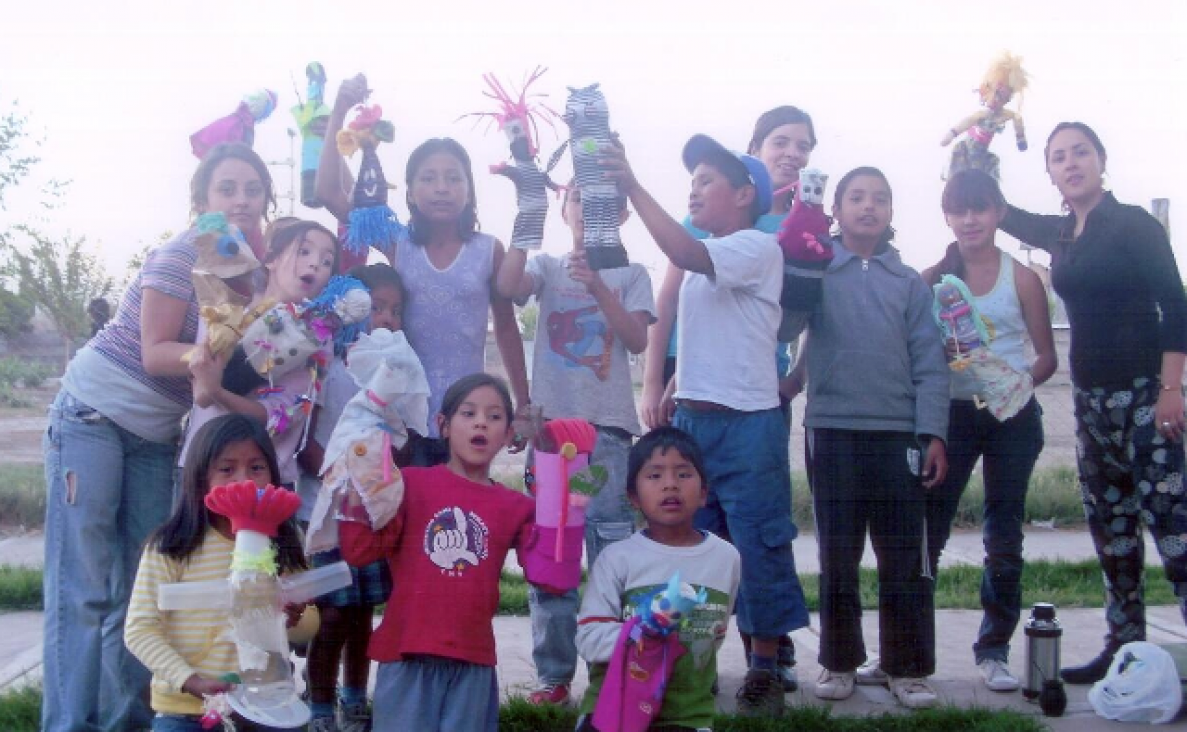 imagen Talleres artísticos y literarios con niños del barrio Paraguay