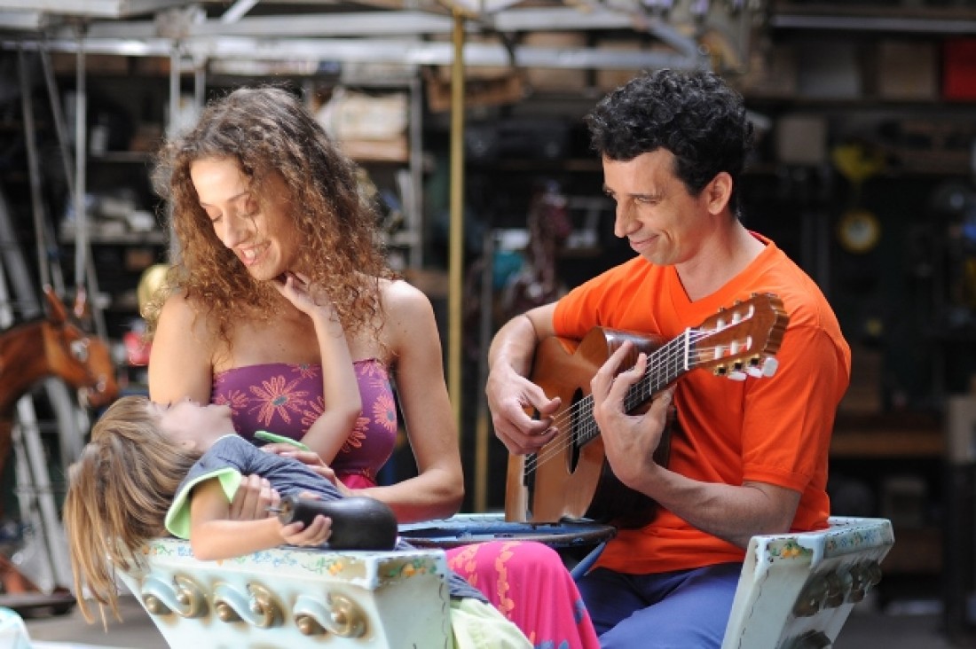 imagen Luna Monti y Juan Quintero en el Teatro Universidad.