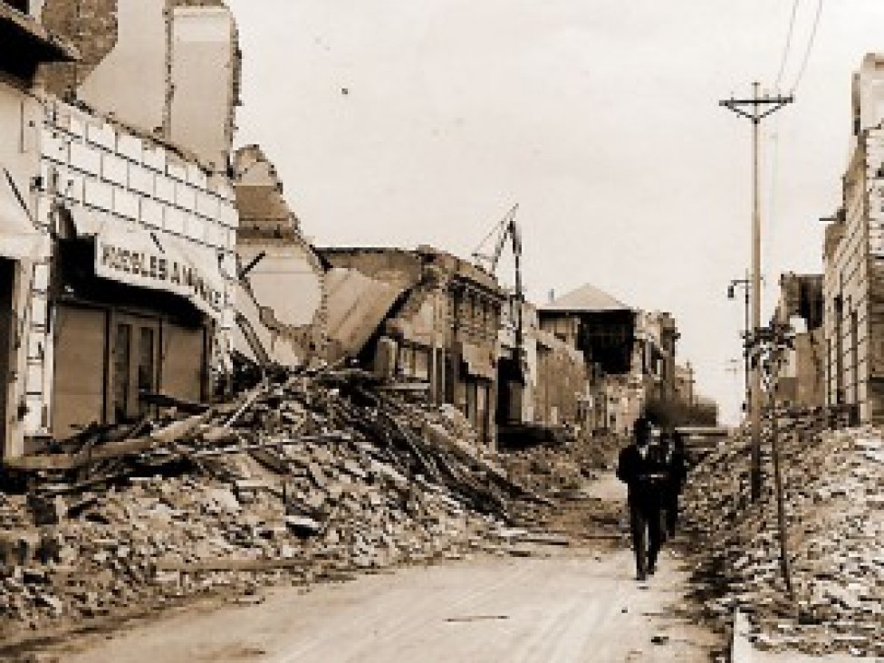 imagen Terremotos, historia y política en debate