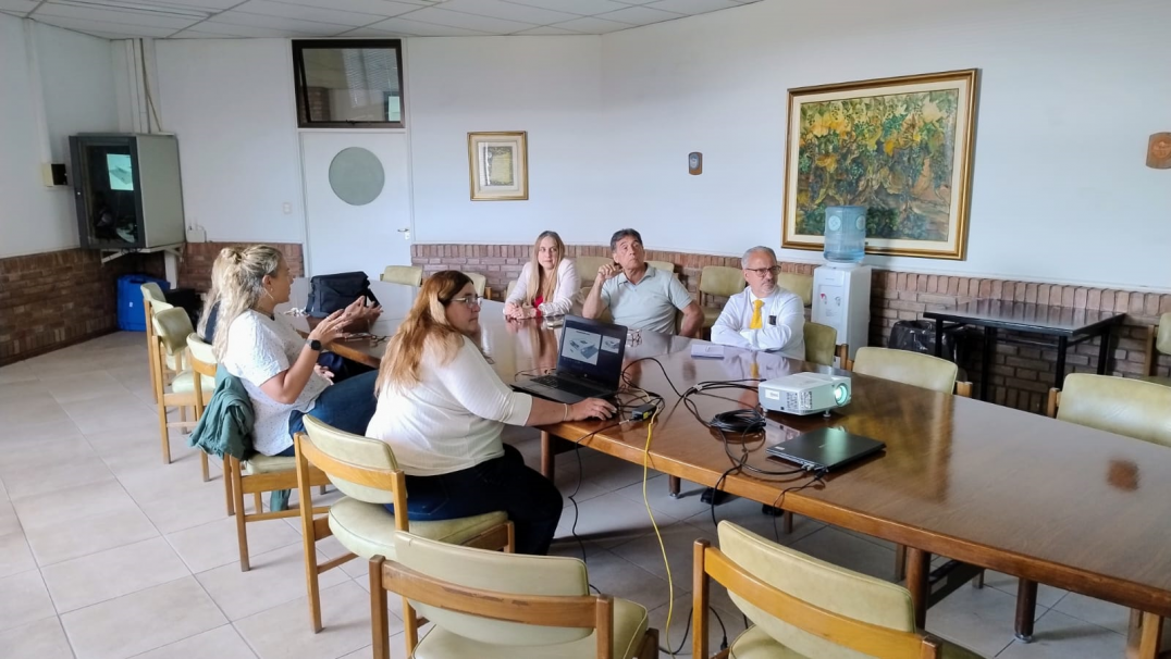 imagen El programa de Eficiencia Energética presentó los resultados de su análisis en la Facultad de Derecho