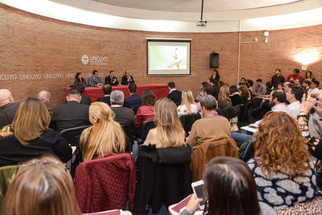 imagen Referentes de todo el país discuten las potencialidades del turismo del vino