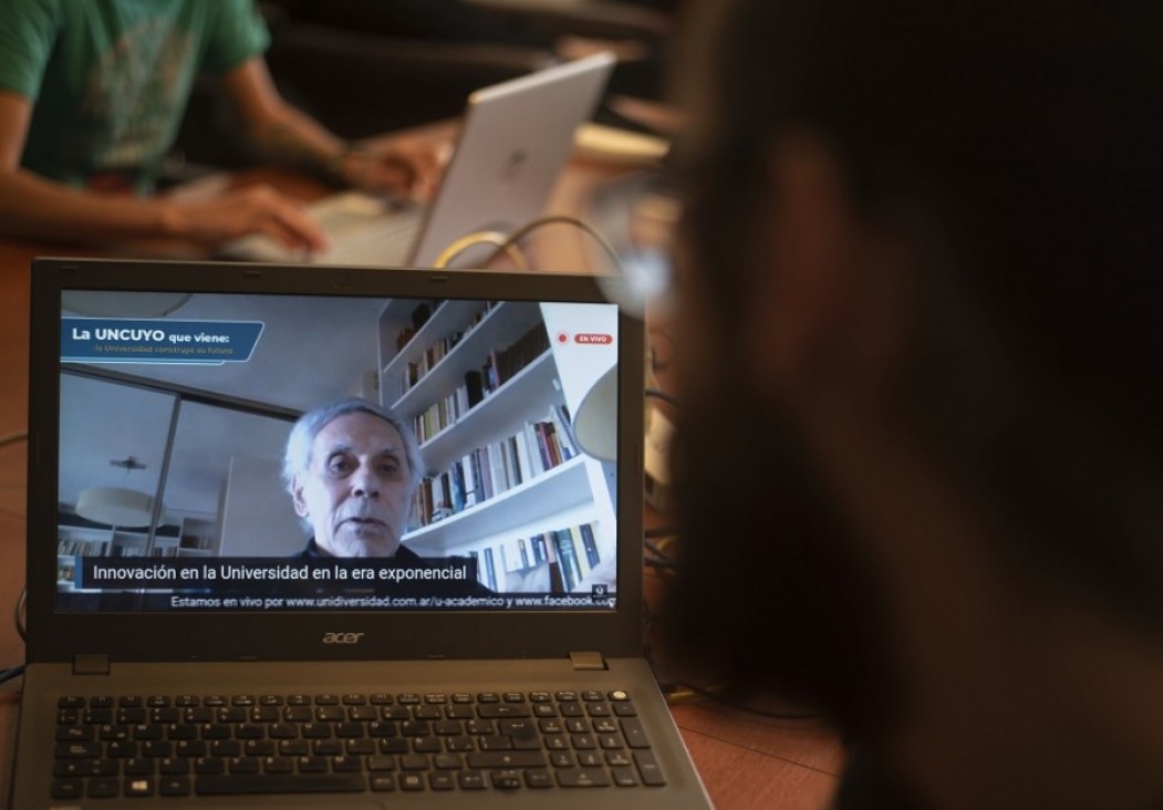 imagen Oscar Oszlak dio una conferencia virtual sobre innovación universitaria en la era exponencial