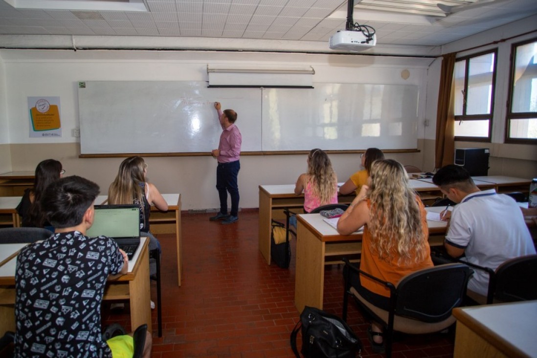 imagen En la búsqueda del desarrollo del talento humano, la UNCUYO promueve la formación de Doctorado de sus docentes