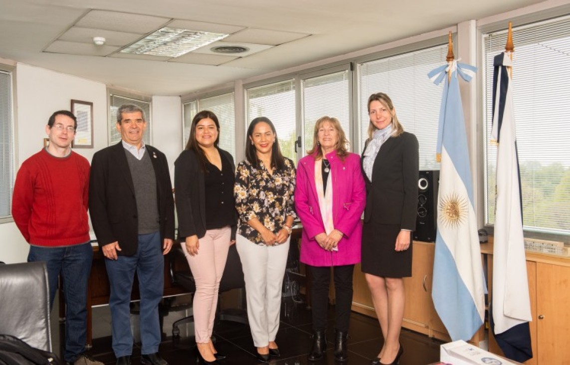 imagen La UNCUYO afianza su posición internacional en formaciones de posgrado con Ecuador.