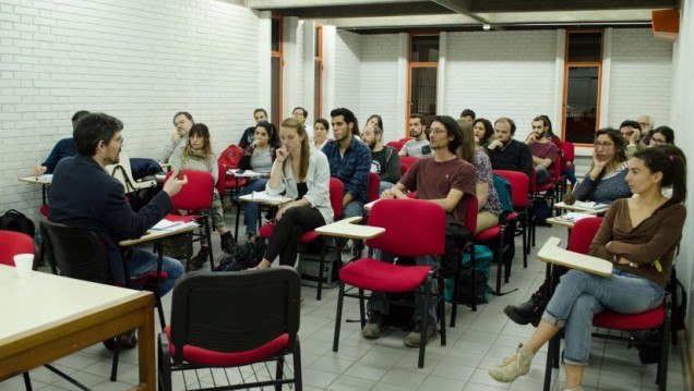 imagen Conocé la agenda de seminarios de posgrado de la Facultad de Ciencias Políticas y Sociales