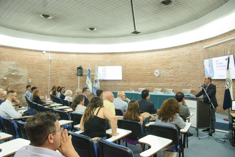 imagen Honoris Causa: el filósofo Daniel Innerarity es para siempre de la UNCUYO