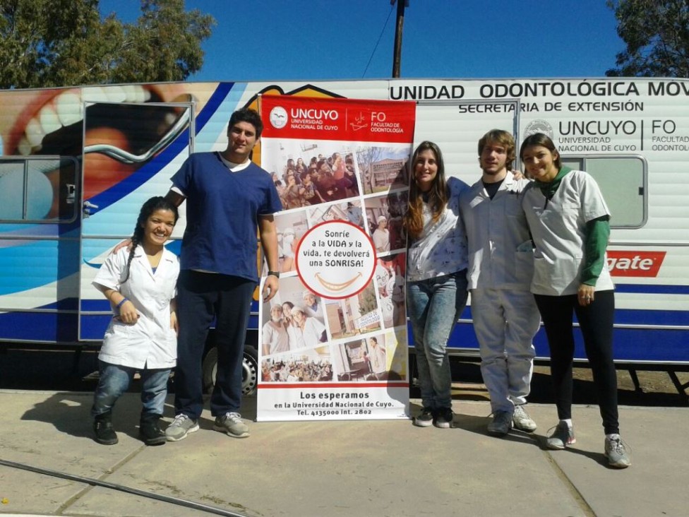 imagen Odontólogos a domicilio para pobladores de Ñacuñan