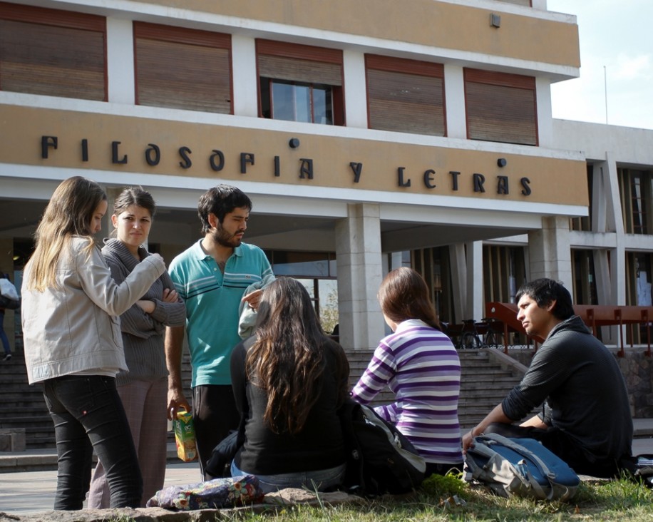 imagen "La deslegitimación del saber en Lyotard", tema de un curso