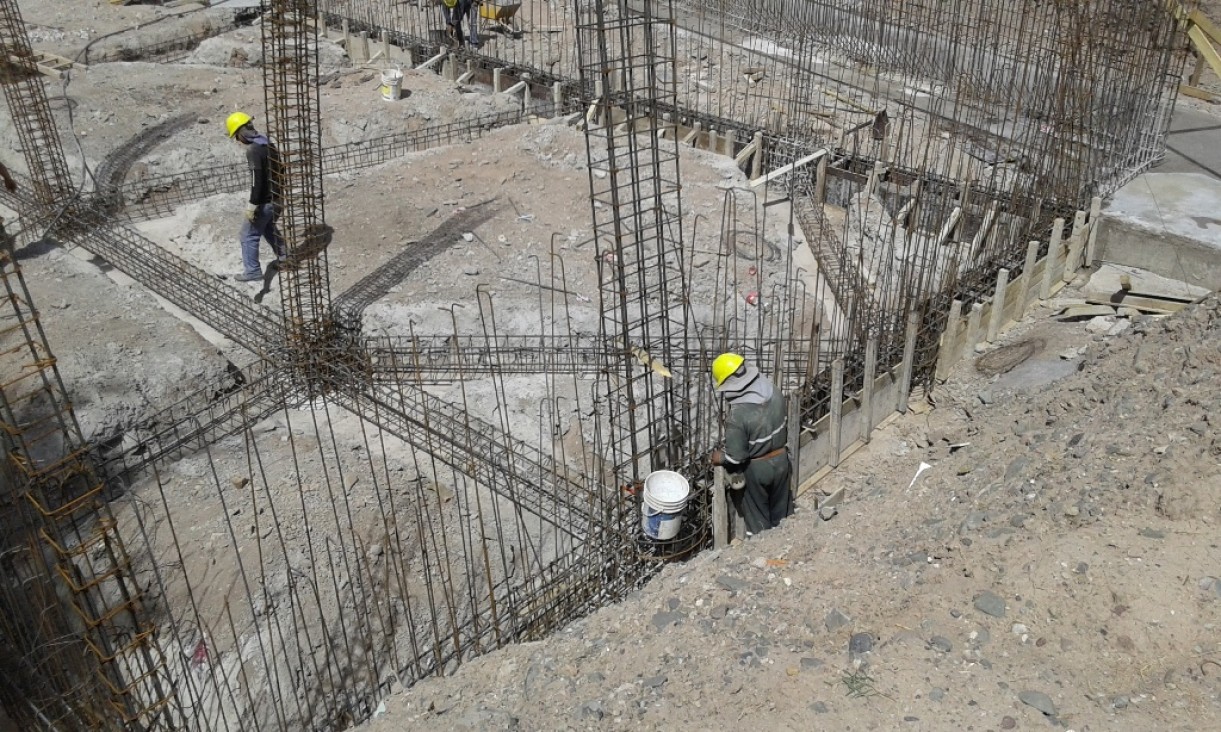 imagen Ya comenzaron a construir el nuevo edificio de la Facultad de Educación Elemental y Especial