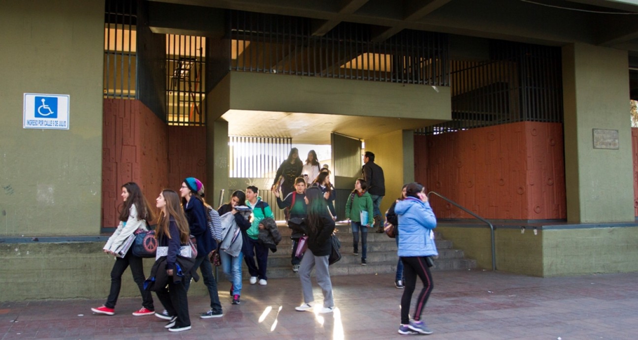 imagen Suspenden clases en colegios y facultades de Ciudad por la muerte de Fayad