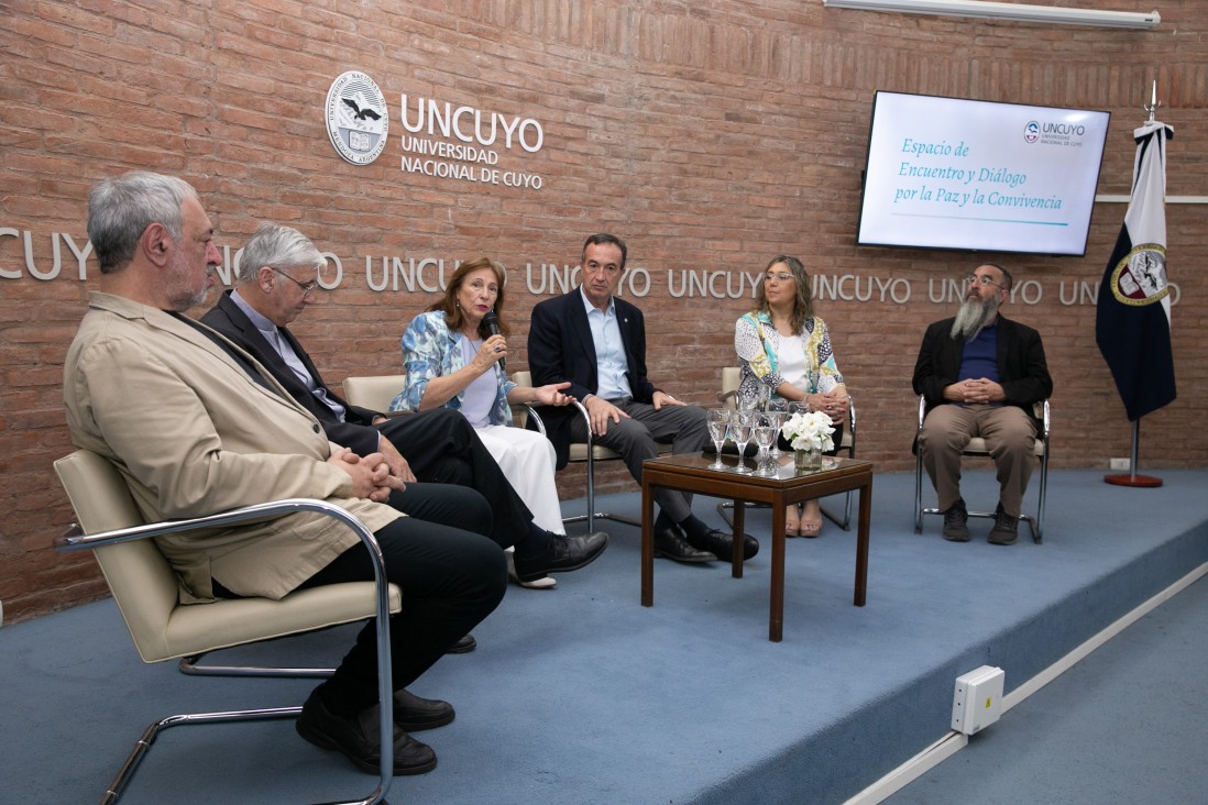 imagen La UNCUYO y el IDI firmaron un convenio que apuesta al diálogo y la convivencia social