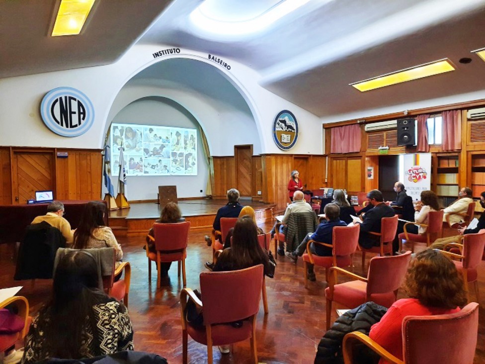 imagen Presentaron en el Balseiro una investigación sobre cursos para docentes