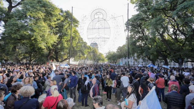 imagen Enfático reclamo por la situación salarial de docentes y nodocentes del sistema universitario público