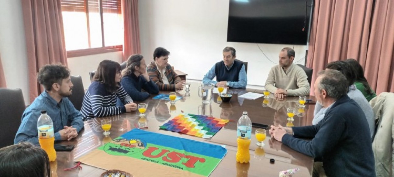 imagen Crearán un centro de prácticas sociales educativas en una escuela lavallina