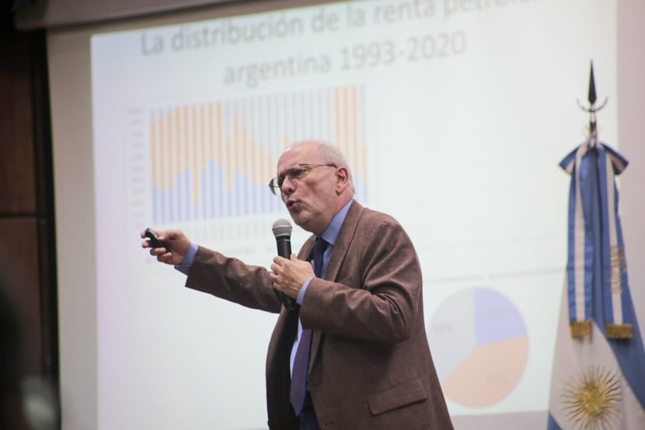 imagen La UNCUYO fue sede del Foro Energético Nacional