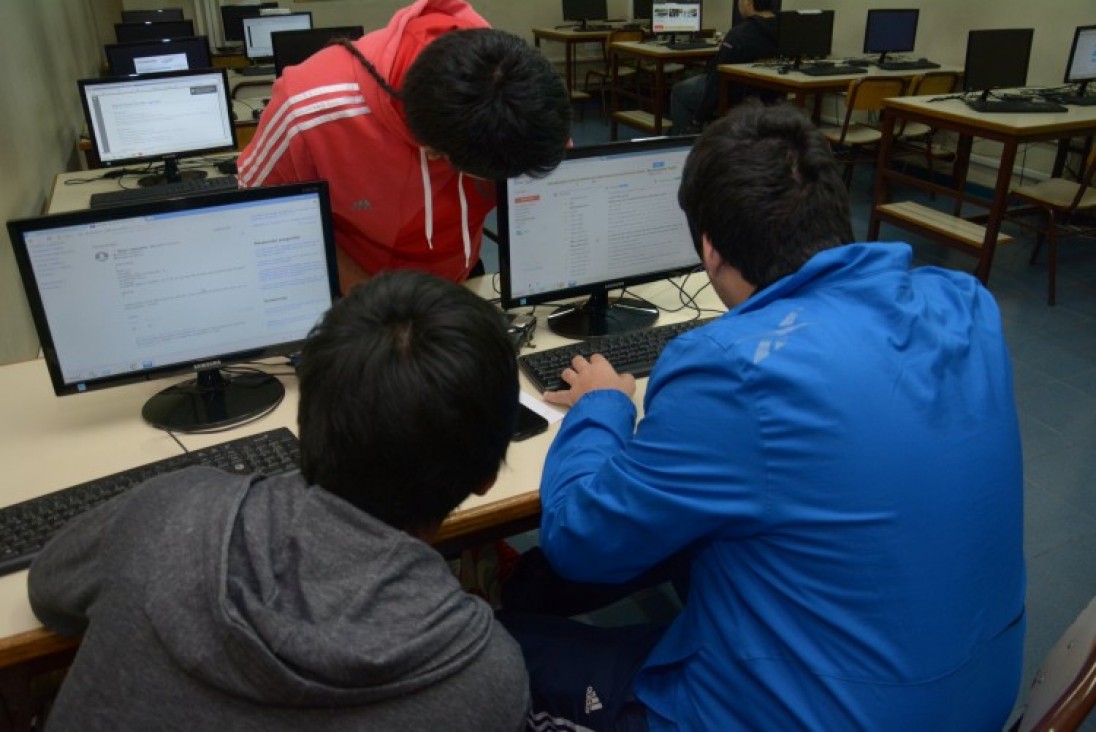 imagen Lanzan programa para transformar la experiencia educativa de los estudiantes 