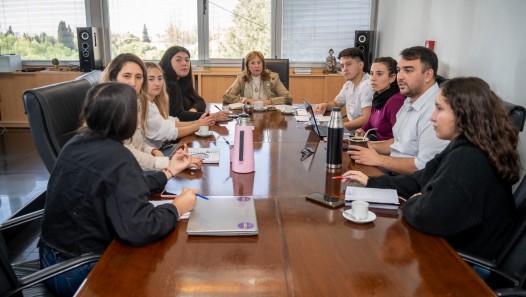 imagen Autoridades de la Universidad recibieron a representantes de la FUCUYO