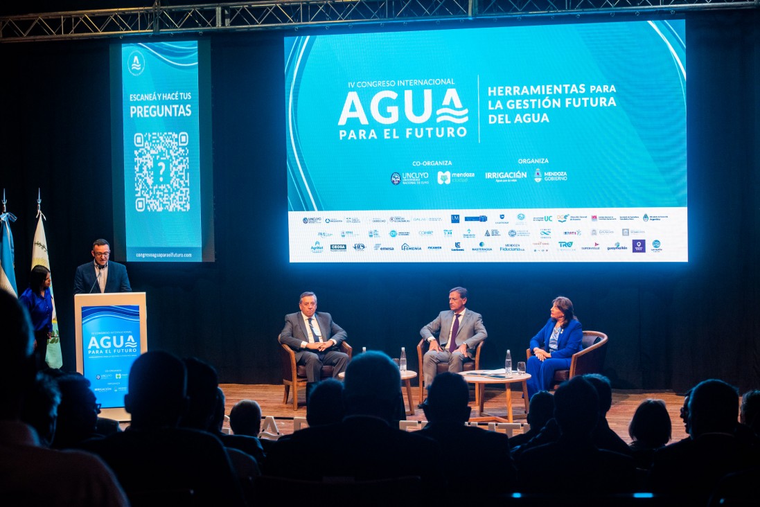 imagen La UNCUYO hizo su aporte al Congreso Internacional del Agua