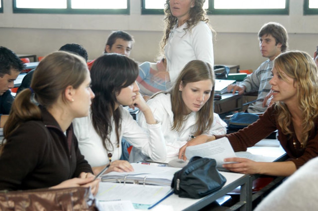 imagen Ayudan a elegir carrera universitaria y a estudiar