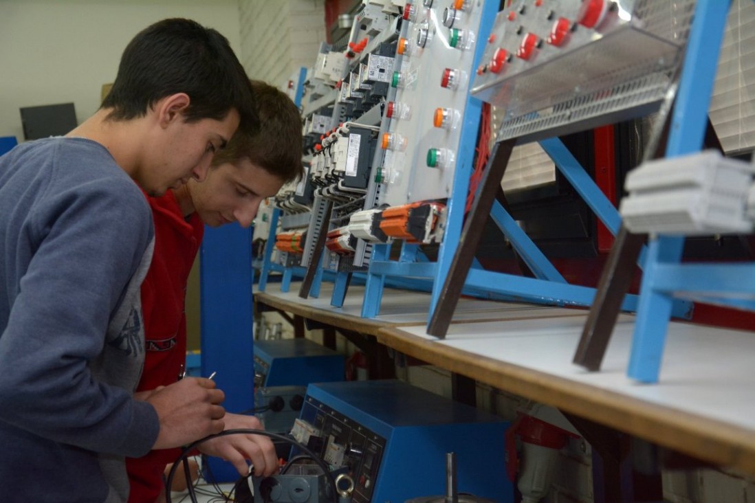 imagen La UNCuyo y SMATA capacitarán en el área automotriz