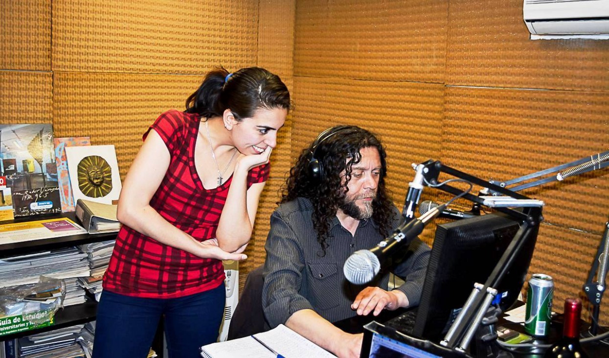 imagen 21 años de sonido metalero en el aire de Radio Universidad