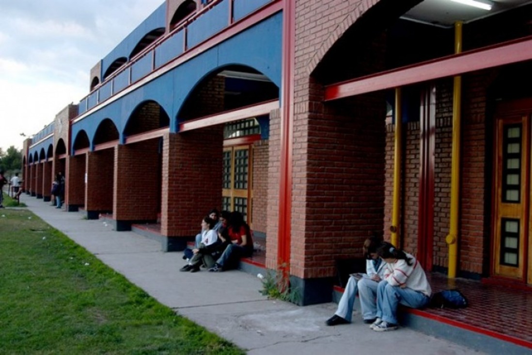 imagen Abordan la teoría de la cultura latinoamericana