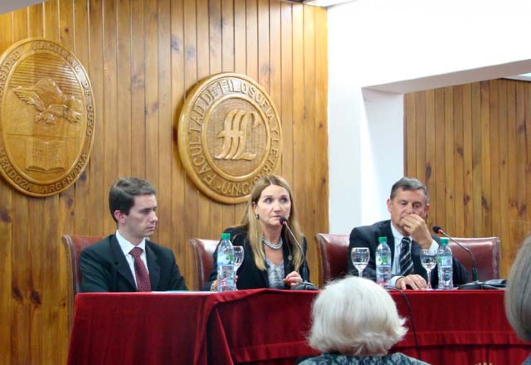 imagen La realidad energética de Mendoza, en un libro que se presentó en la UNCuyo