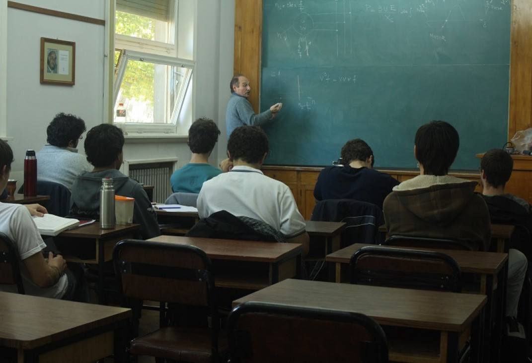 imagen El Balseiro ofrece capacitación a docentes de media del País