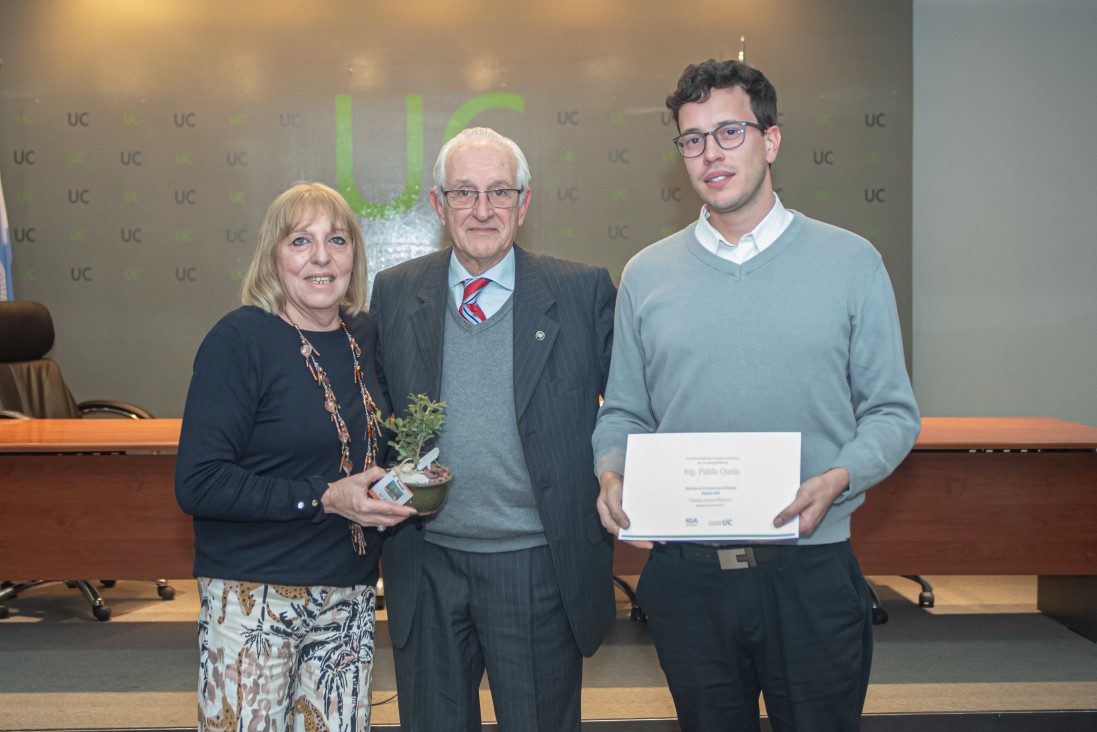 imagen Reconocieron a docente de Ingeniería por su compromiso ambiental