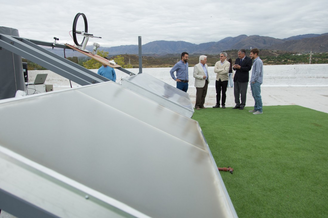 imagen Se puso en marcha un banco de ensayos para medir la eficiencia de equipos solares