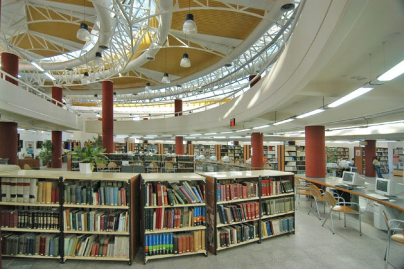 imagen La UNCuyo invertirá 2 millones en Actualización Bibliográfica de sus bibliotecas