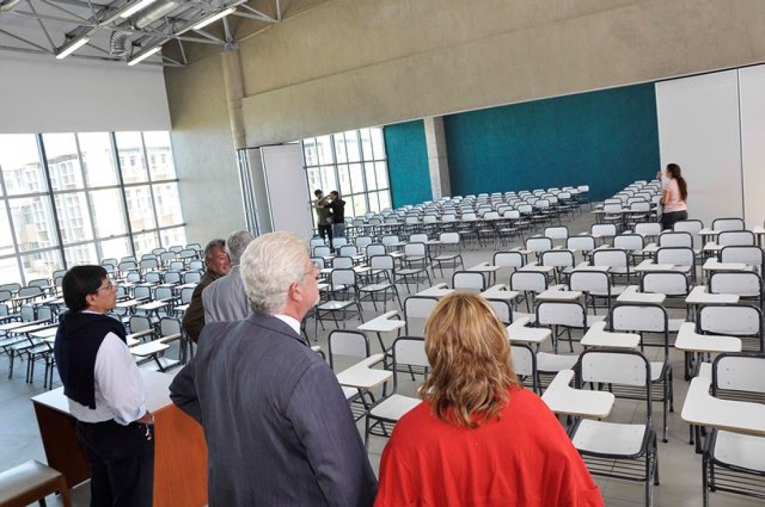 imagen Nuevo edificio de aulas para estudiantes de la UNCuyo